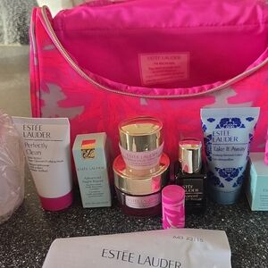 Estee Lauder Vibrant Pink Cosmetic Bag with Skincare Set